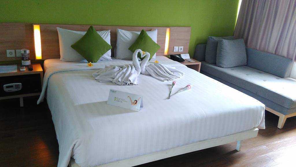Whiz Prime Hotel Pajajaran Bogor Eksteriør billede