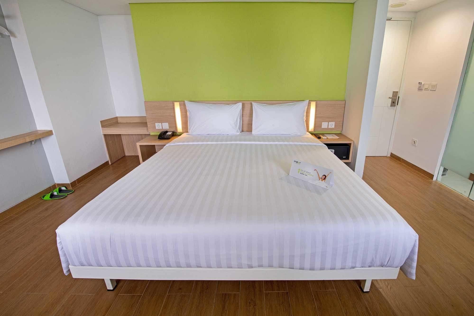 Whiz Prime Hotel Pajajaran Bogor Eksteriør billede