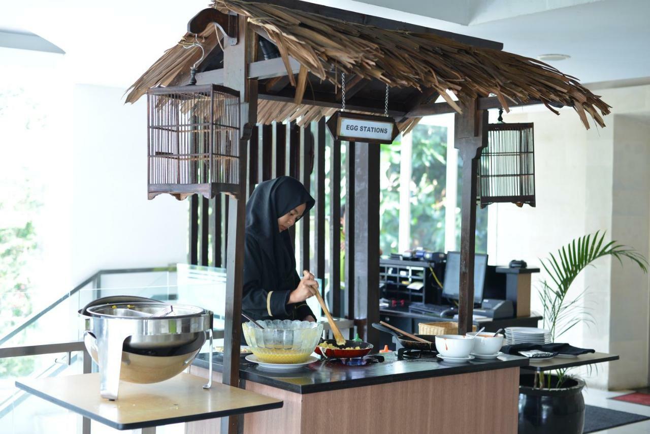 Whiz Prime Hotel Pajajaran Bogor Eksteriør billede
